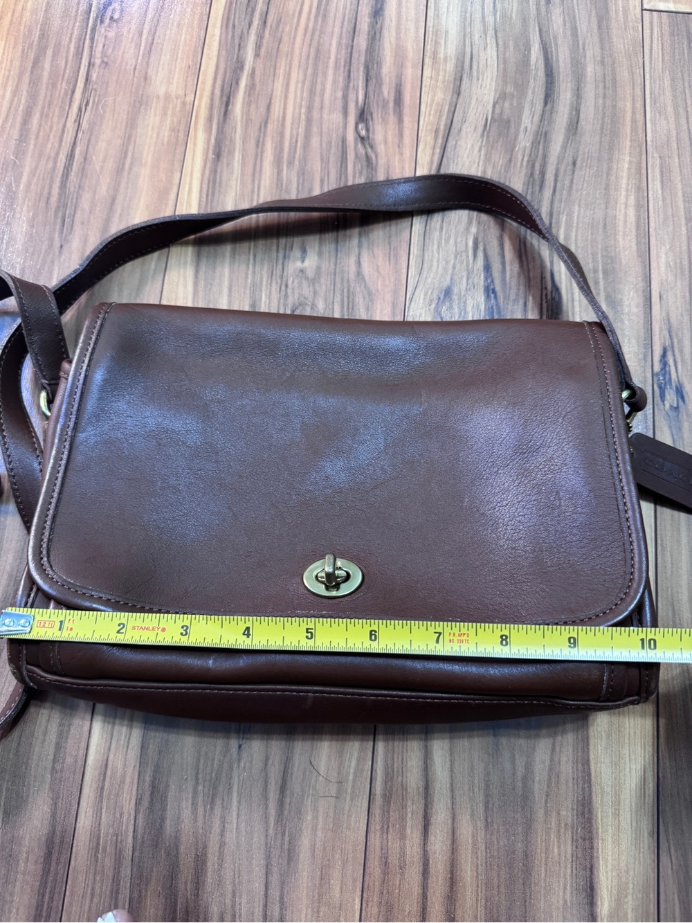 Vintage Coach Ridgefield Flap Crossbody Bag Style 9812 - Picture 3 of 16
